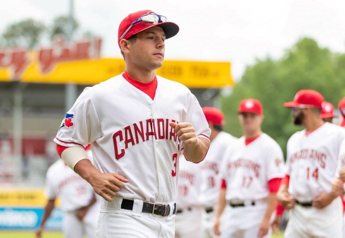 Davis Schneider baseball player