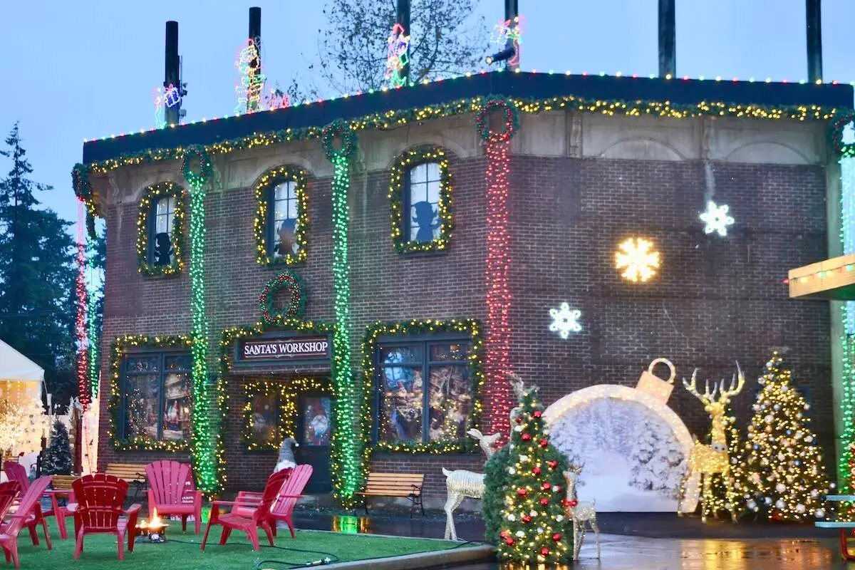 Martini Town Holiday Display