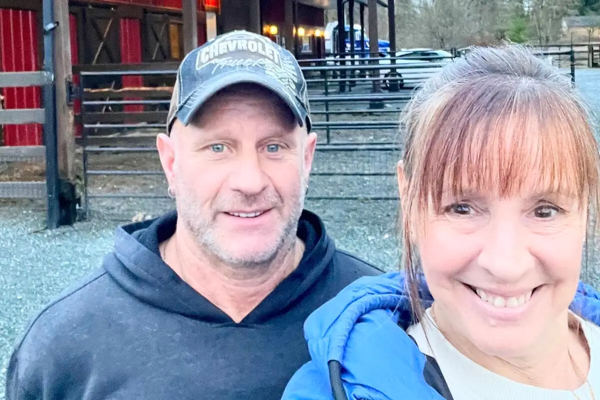 Aldergrove neighbour clears storm-blocked road in dark of night